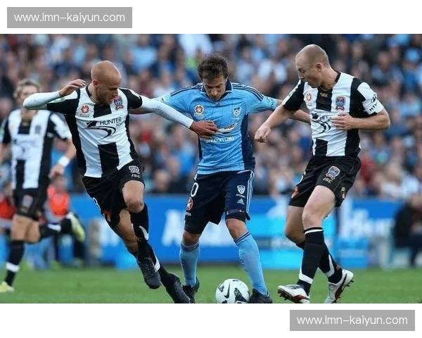 阿德莱德联vs悉尼FC:中央球场上的风暴,澳超巅峰对决的荣耀与激情 阿德莱德联vs悉尼FC:中央球场上的风暴,澳超巅峰对决的荣耀与激情